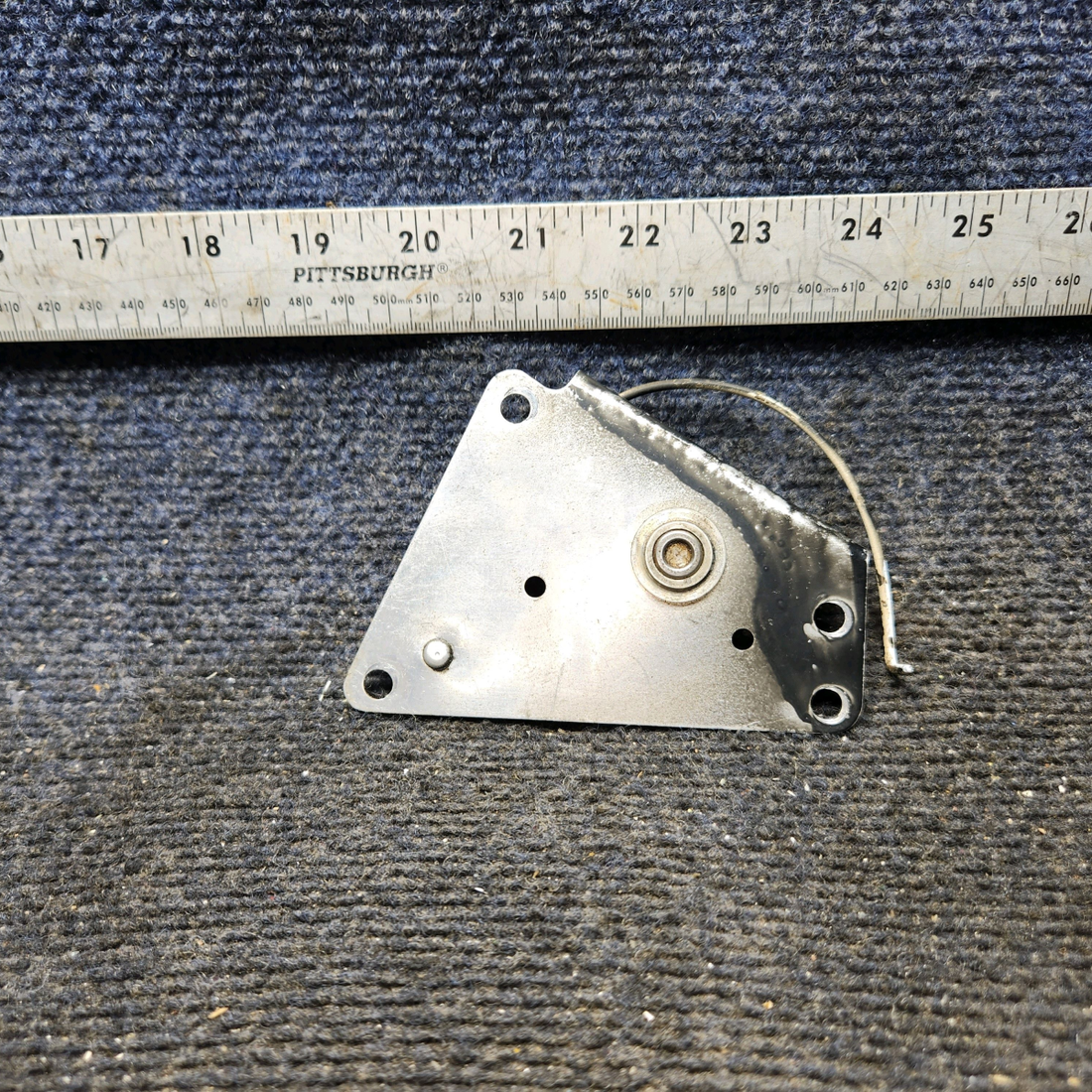 Used aircraft parts for sale, 0713642-1 Cessna 182G Elevator Trim Retainer with Indicator