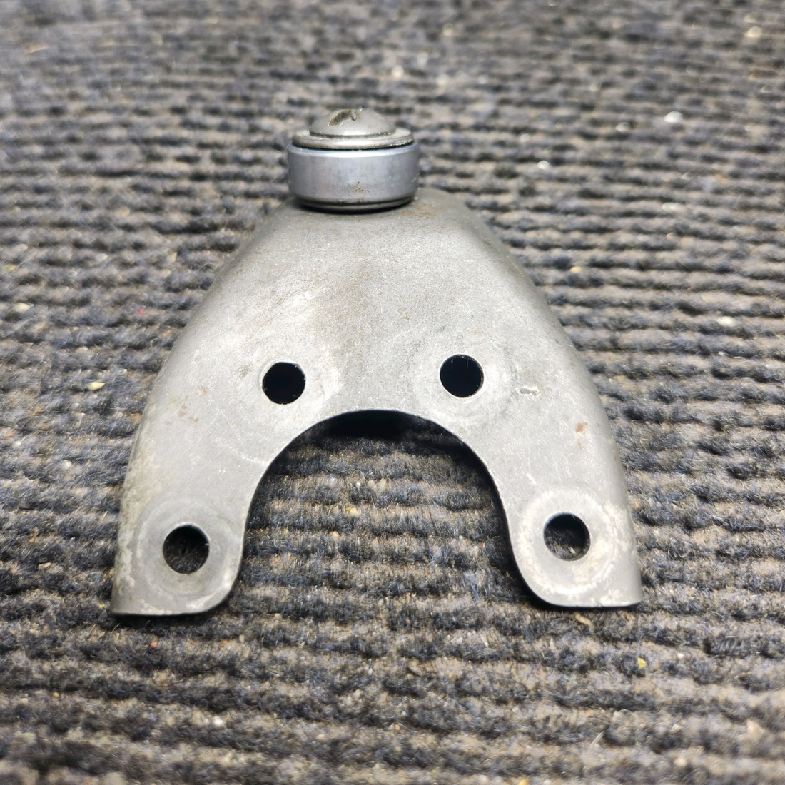 Used aircraft parts for sale, 35-825024-2 Beechcraft 35-33 Nose Gear Roller Bracket Assembly
