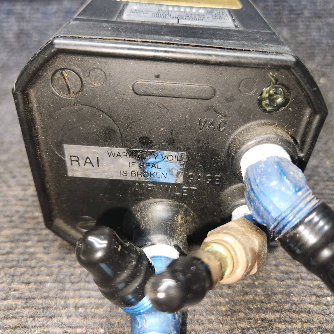 Used aircraft parts for sale, 1U262-007-40 Sigma Tek 4000-HR2 cessna 172k Directional Gyro