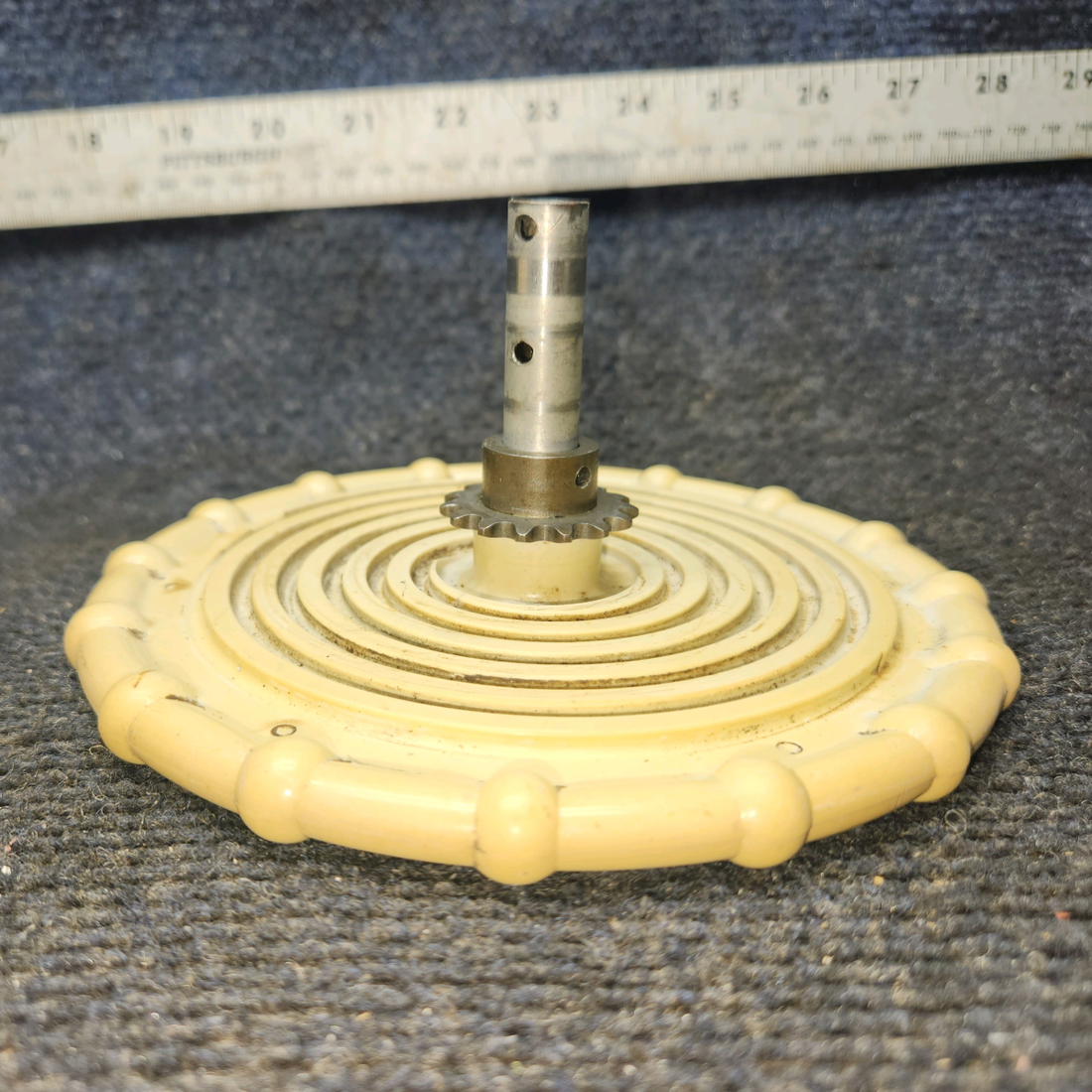 Used aircraft parts for sale, 169-524022 Beechcraft C23 SUNDOWNER Elevator Trim Tab Wheel Assembly