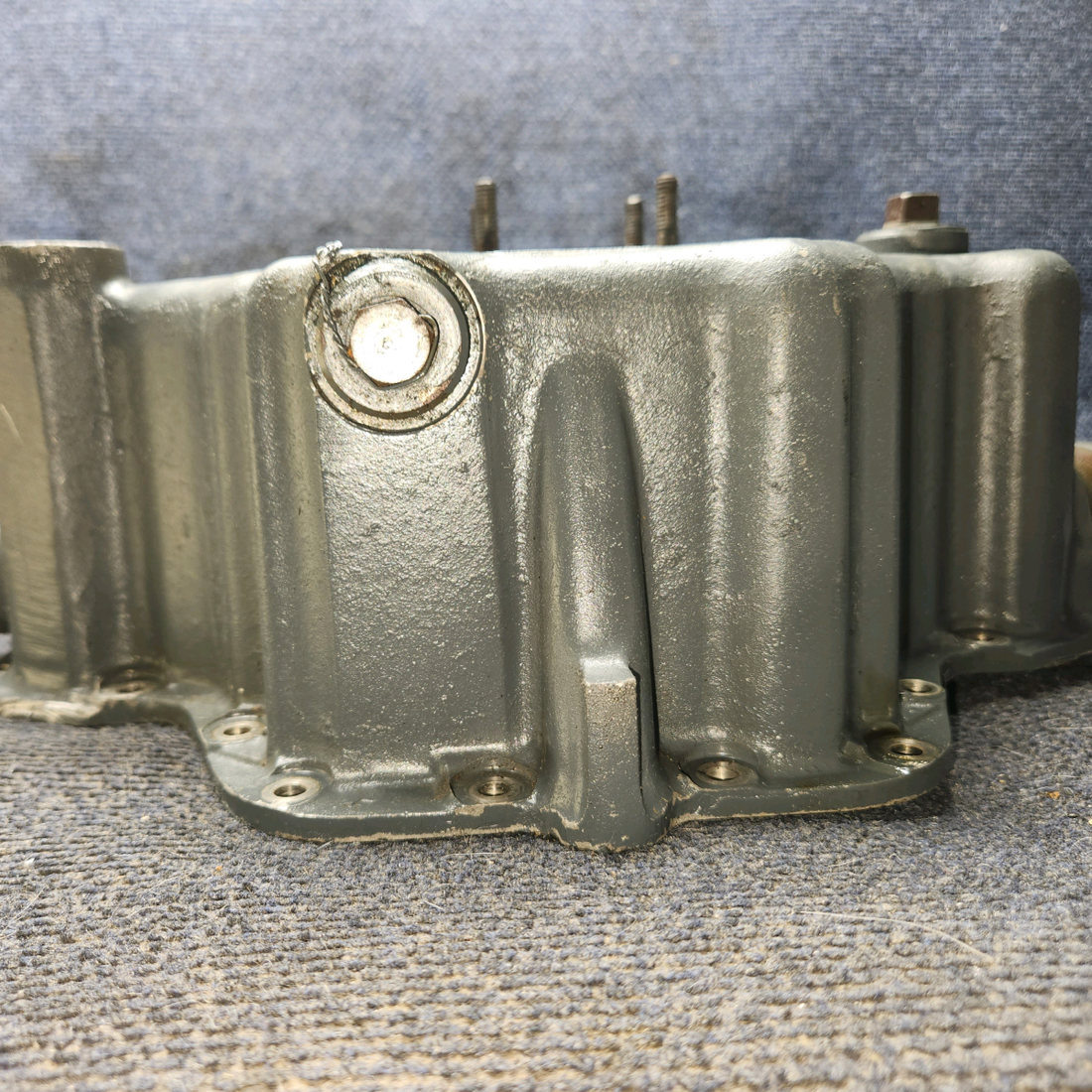 Used aircraft parts for sale, LW-10828 Lycoming Piper PA-28-140 Sump Assembly