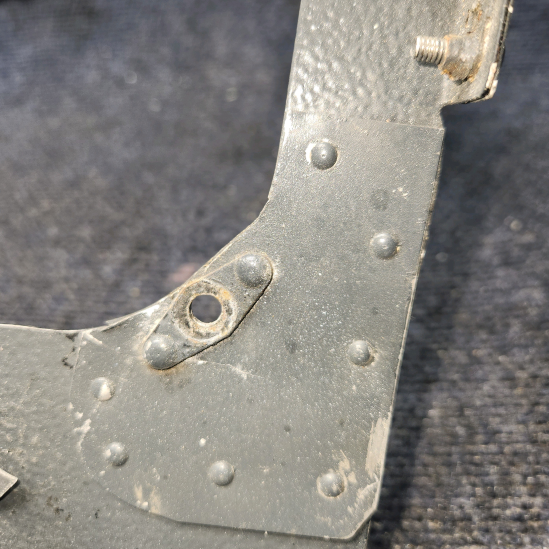 Used aircraft parts for sale, 2455044-1 Cessna 172RG FRONT LEFT BAFFLE ASSY