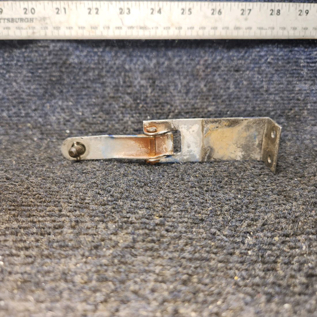 Used aircraft parts for sale, 12723-000 PIPER PA28-140 Engine Cowl Fastener