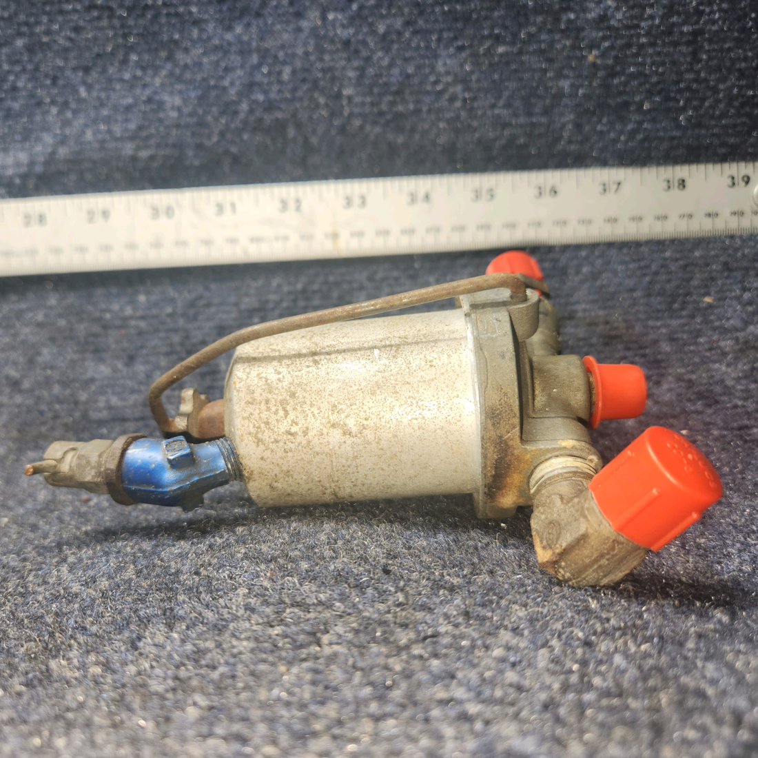 Used aircraft parts for sale, 63839-003 PIPER PA28-140 Gascolator Assy