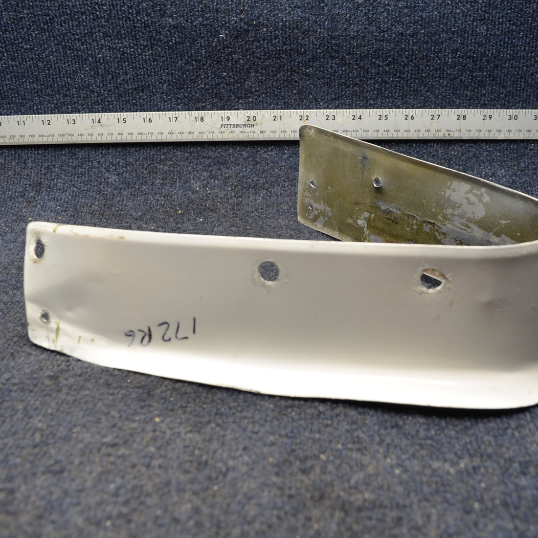 Used aircraft parts for sale, 0520015-6 Cessna  [part_model] Cessna 172RG WING FILLET ASSY RH