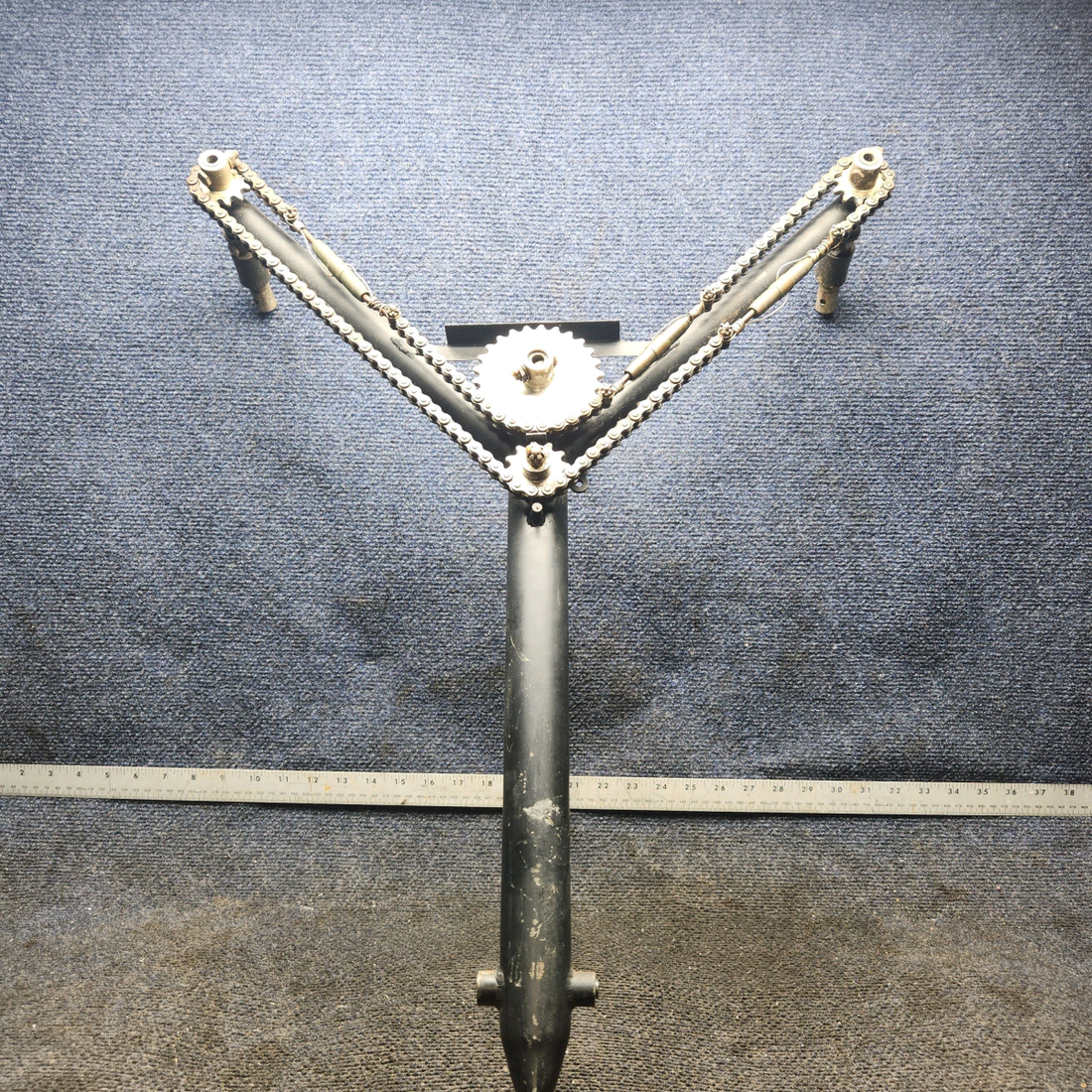 Used aircraft parts for sale, 0413368-1 cessna 150G Control “Y” Yoke Weld Assy with Chains and Gears