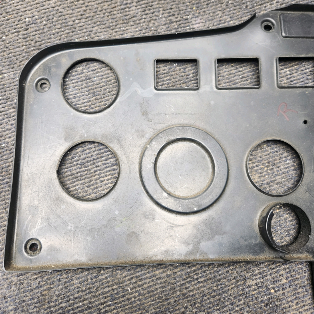 Used aircraft parts for sale, 0413451-1 cessna 150G Instrument Panel Cover – Right