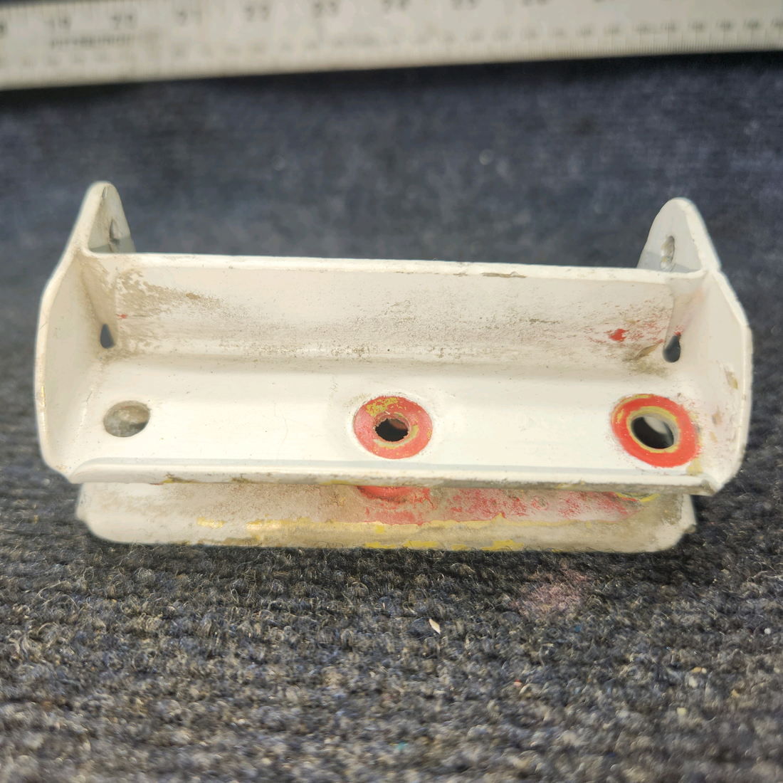 Used aircraft parts for sale, 35-135025-36 BEECHCRAFT 95-55B Inboard Aileron Hinge Bracket