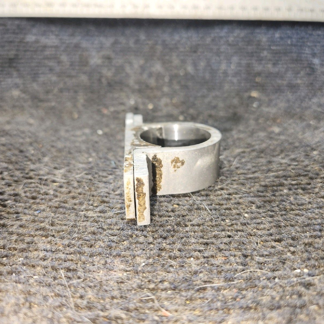 Used aircraft parts for sale, 35402-000 piper PA-28-181 Torque Shaft Support Clamp