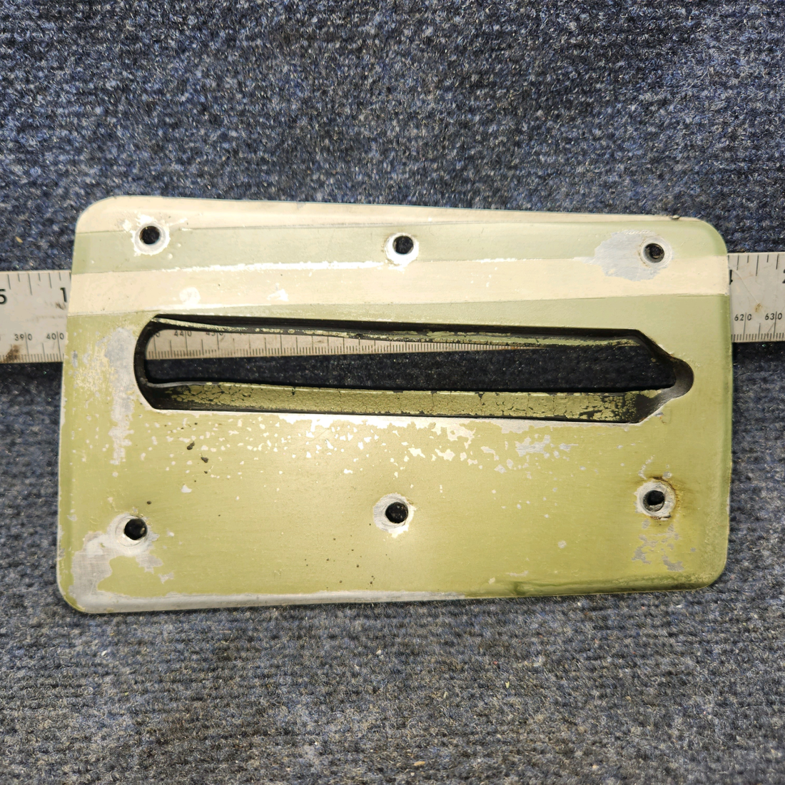 Used aircraft parts for sale, 0511071-3 CESSNA 172K LANDING GEAR FILLET PLATE LH