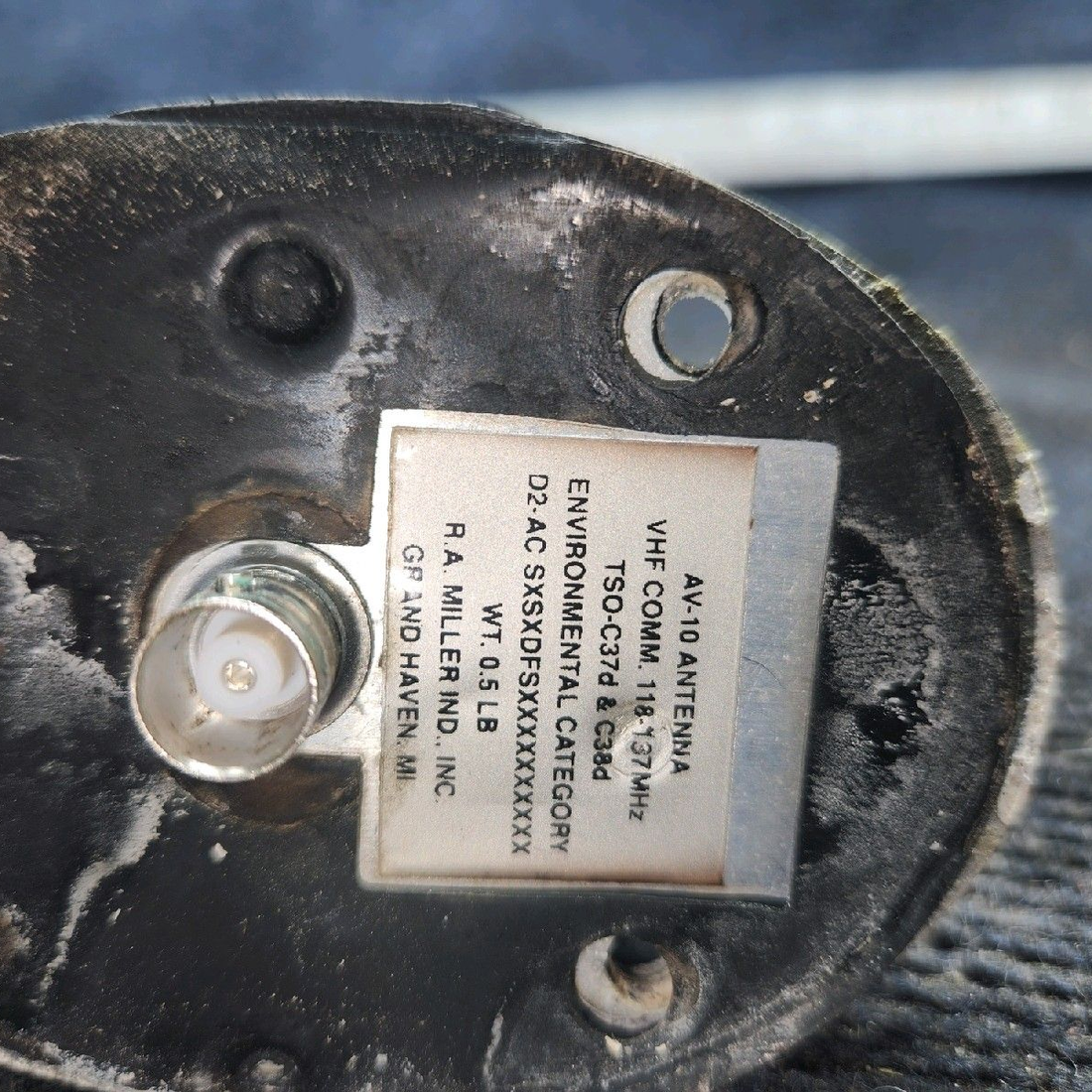 Used aircraft parts for sale, AV-10 RA Miller piper PA-28-181 VHF Communication Antenna