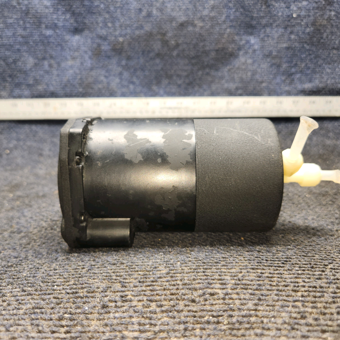 Used aircraft parts for sale, 1648-6U-A6-1 Bendix Beechcraft 35-33 Vertical Speed Indicator