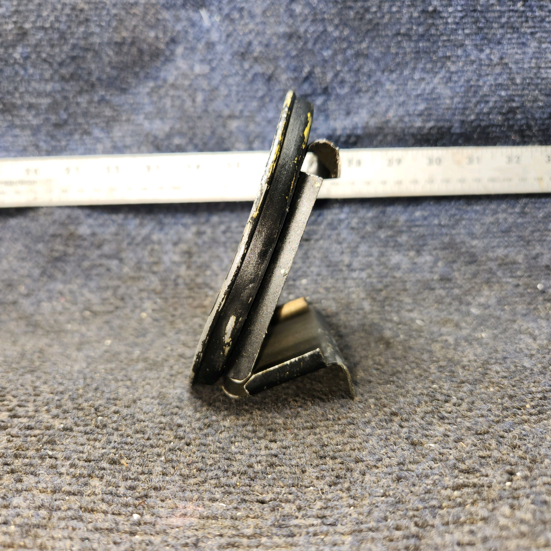 Used aircraft parts for sale, 0511198 Cessna 172 Fuel Selector Cup with Placard