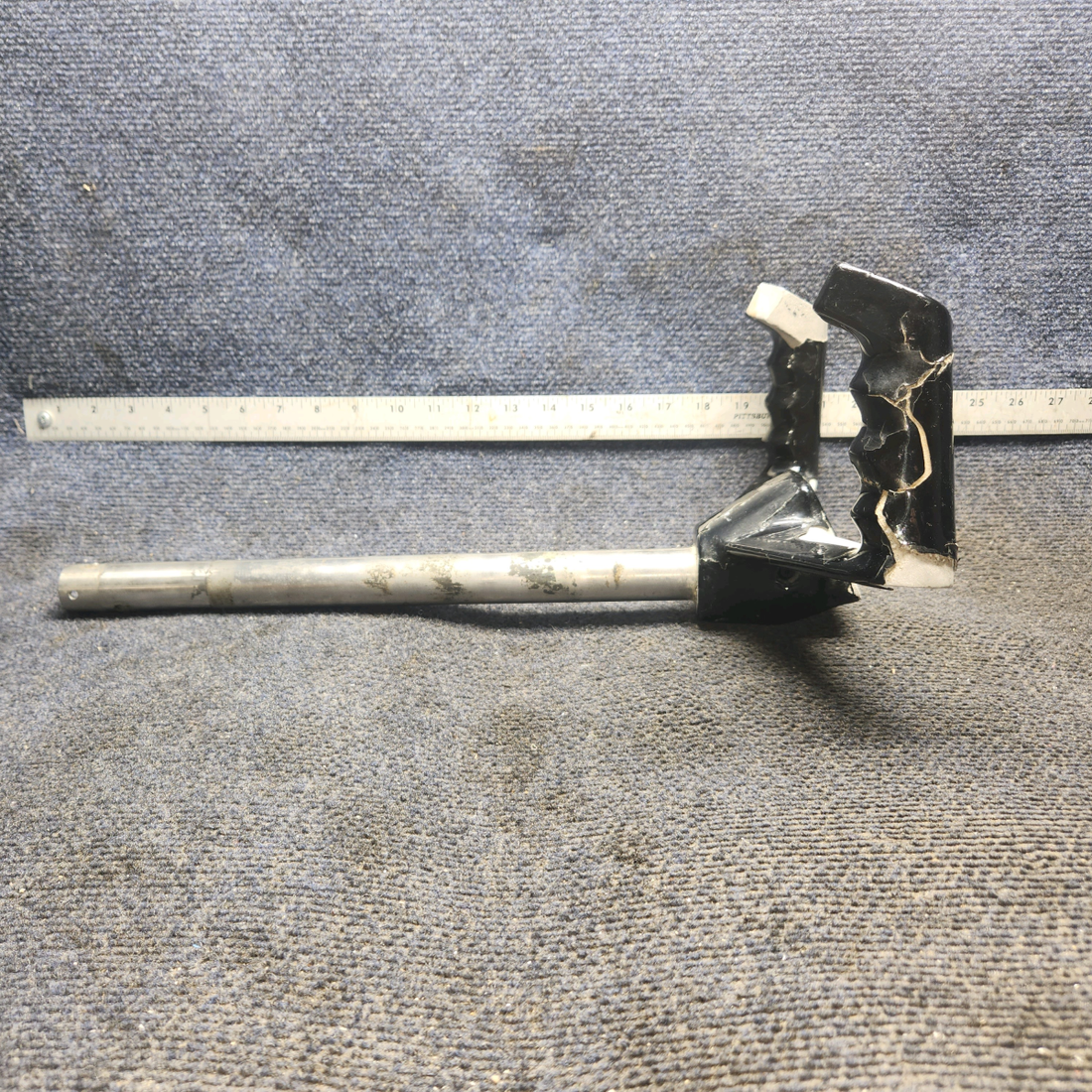 Used aircraft parts for sale, 79276-000 PIPER PA28-140 Wheel Assembly