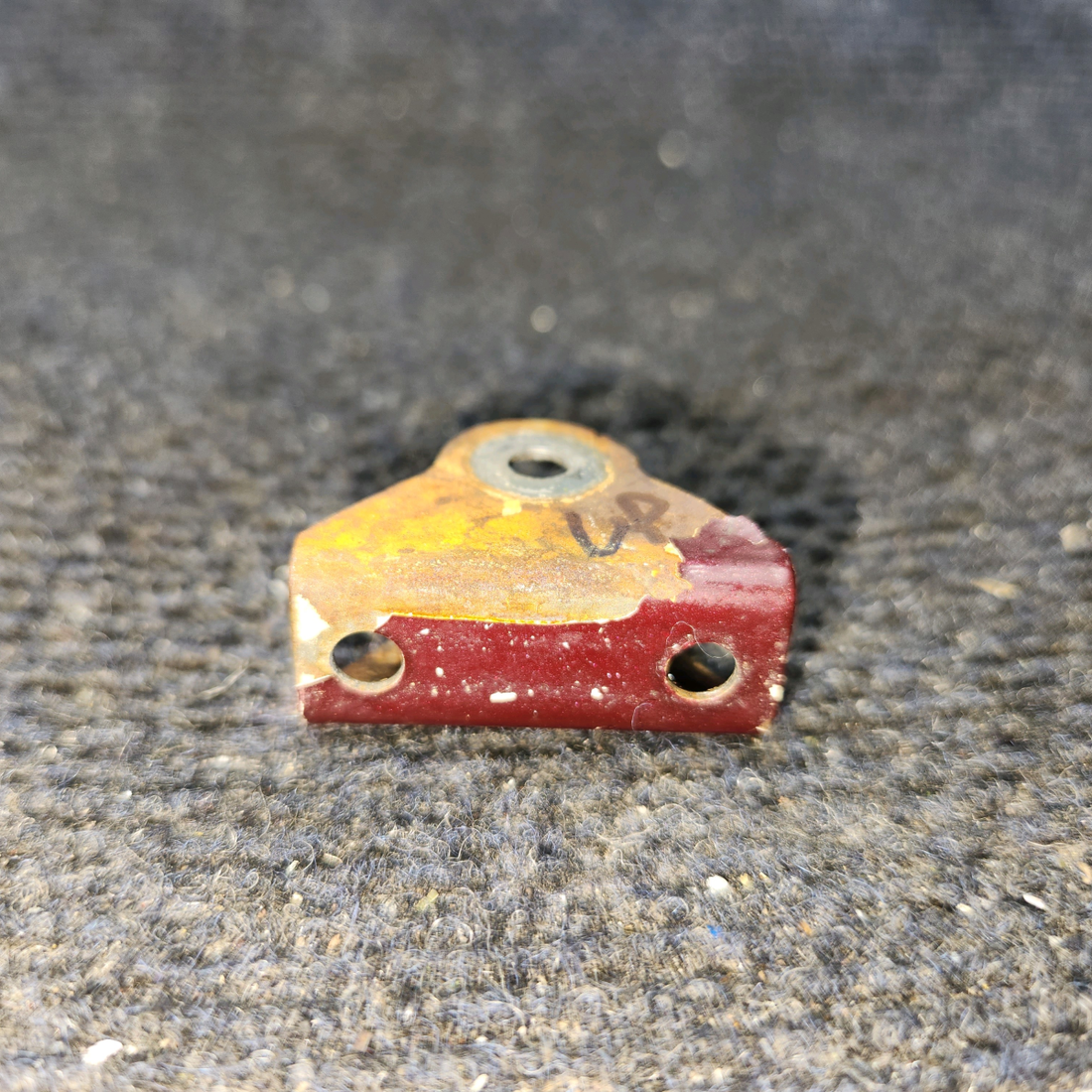 Used aircraft parts for sale, 35-650121-4 BEECHCRAFT F35 Elevator Hinge Bracket Out