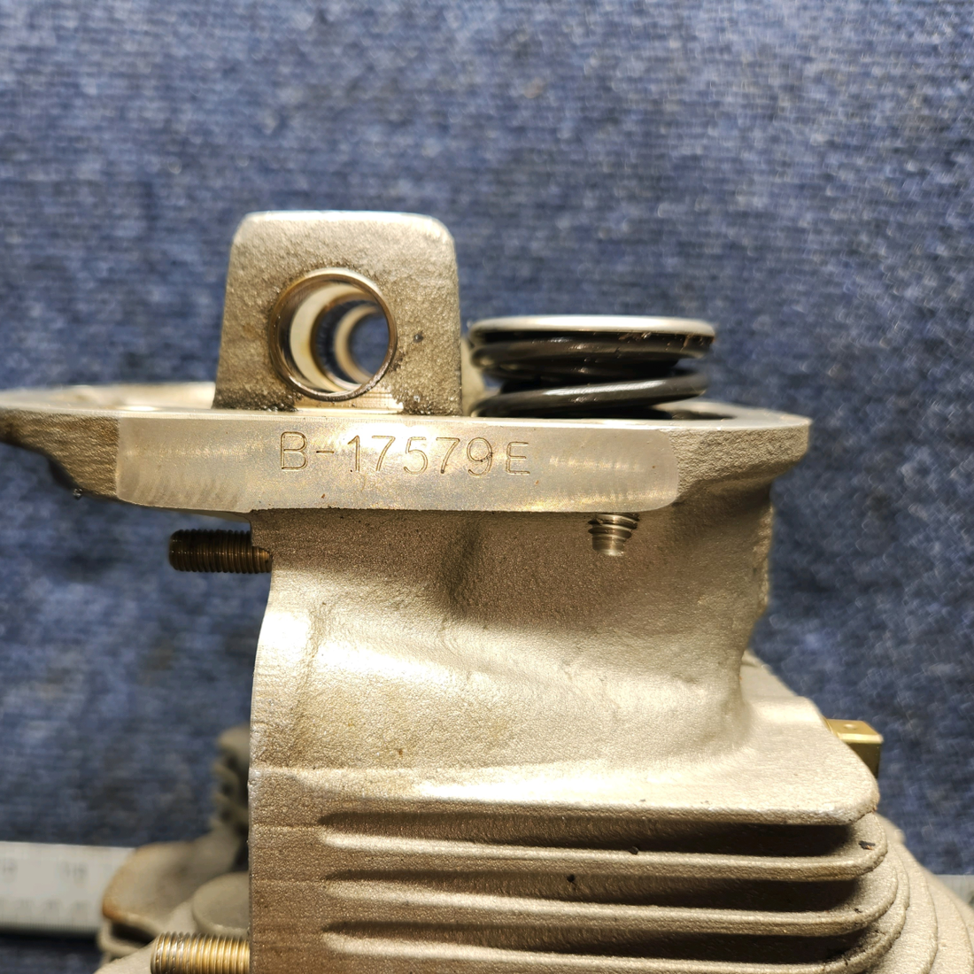 Used aircraft parts for sale, SA10200-A1 Superior O-300 Cessna 172 Cylinder with Valves and Springs