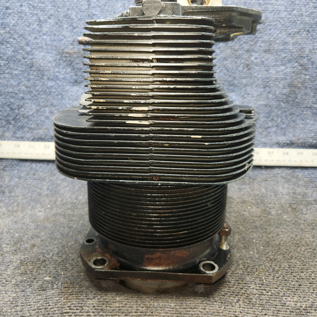 Used aircraft parts for sale, LW-12416 Lycoming Piper PA-28-140 Cylinder