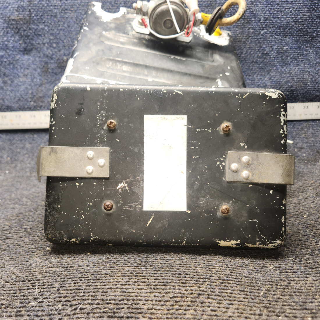 Used aircraft parts for sale, 0413307-18 cessna 172N Battery Box Assembly with Lid