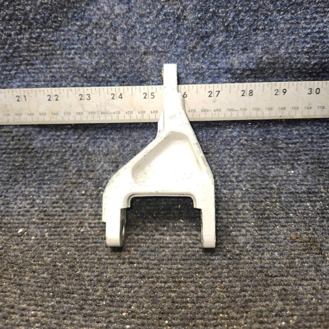 Used aircraft parts for sale, 20735-005 Piper PA32RT-300 Nose Gear Torque Link