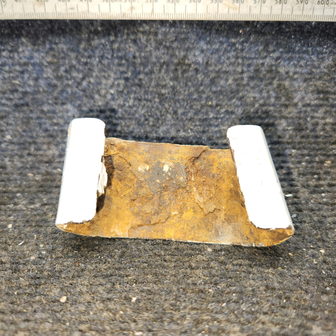 Used aircraft parts for sale, 0541155-1 Cessna 172E Main Landing Gear Step Bracket LH