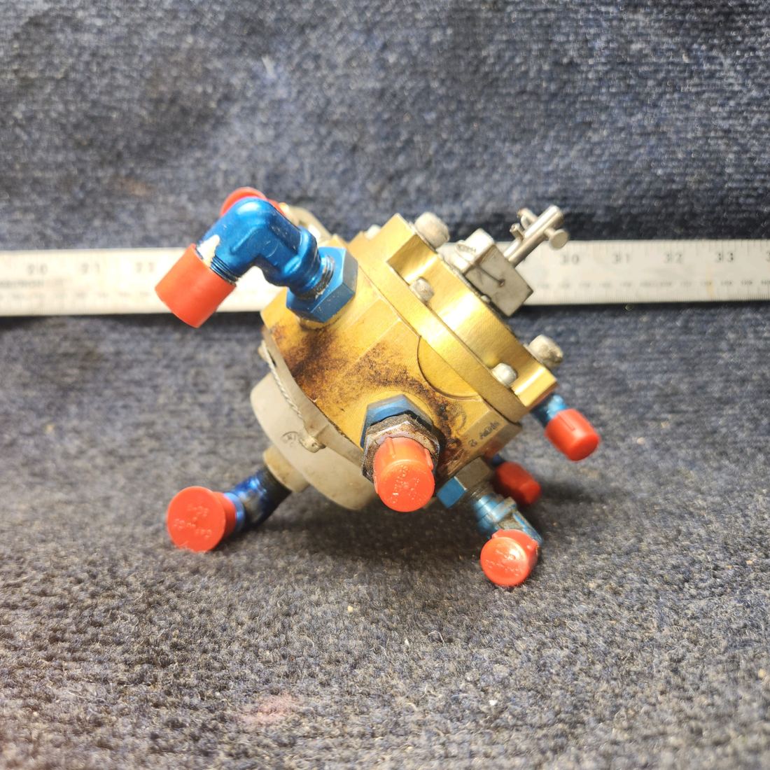 Used aircraft parts for sale, HE825-1 BEECHCRAFT 95-55B Fuel Selector Assy - RH