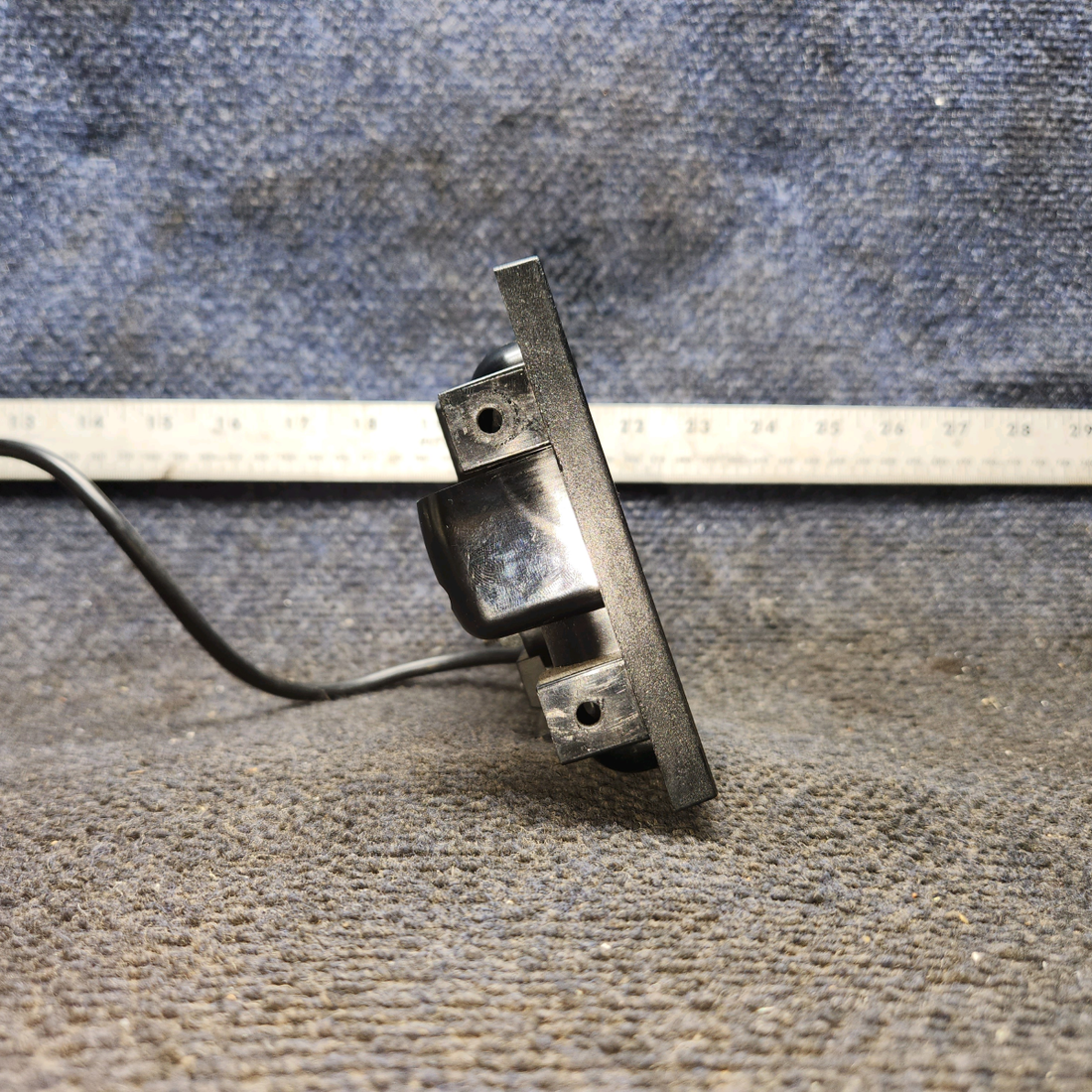 Used aircraft parts for sale, 010-01518-00 Garmin Aera 660 cessna 150G Aera 660 GPS with AirGizmo Dock & Cable