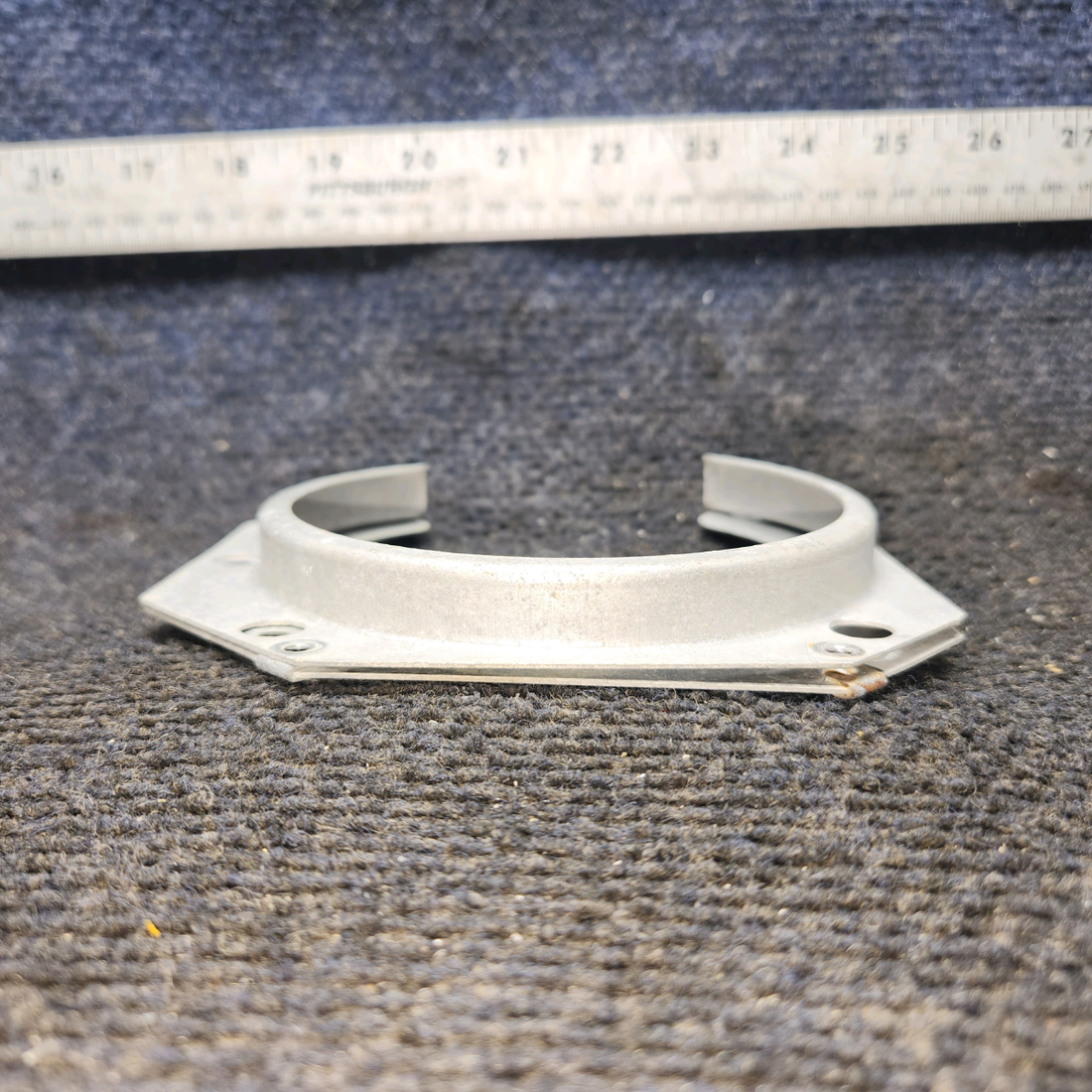 Used aircraft parts for sale, 0423542-6 cessna 150G Landing Light Bracket Assembly