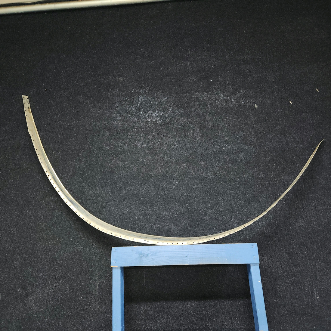 Used aircraft parts for sale, 0713660-1 Cessna 182G Retainer Windshield Outer
