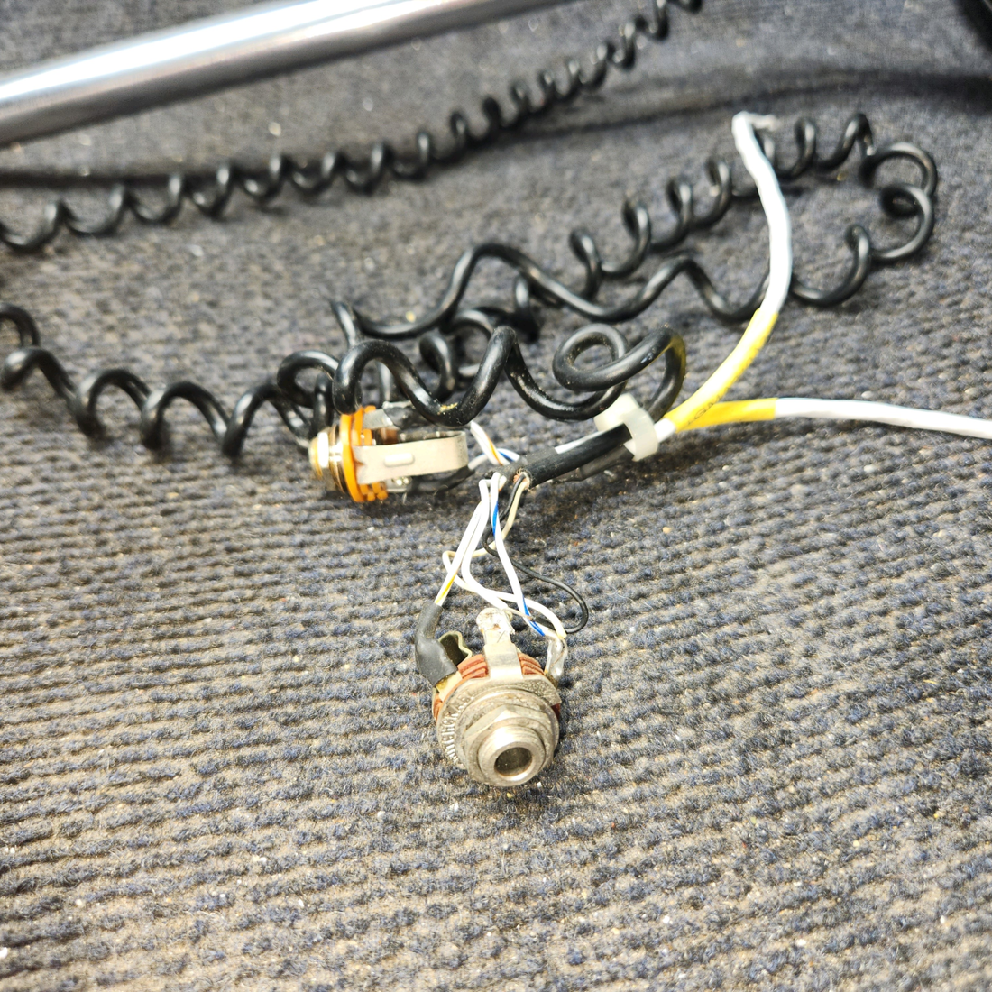 Used aircraft parts for sale, 0513166-3 Cessna 172E Control Wheel (Yoke)