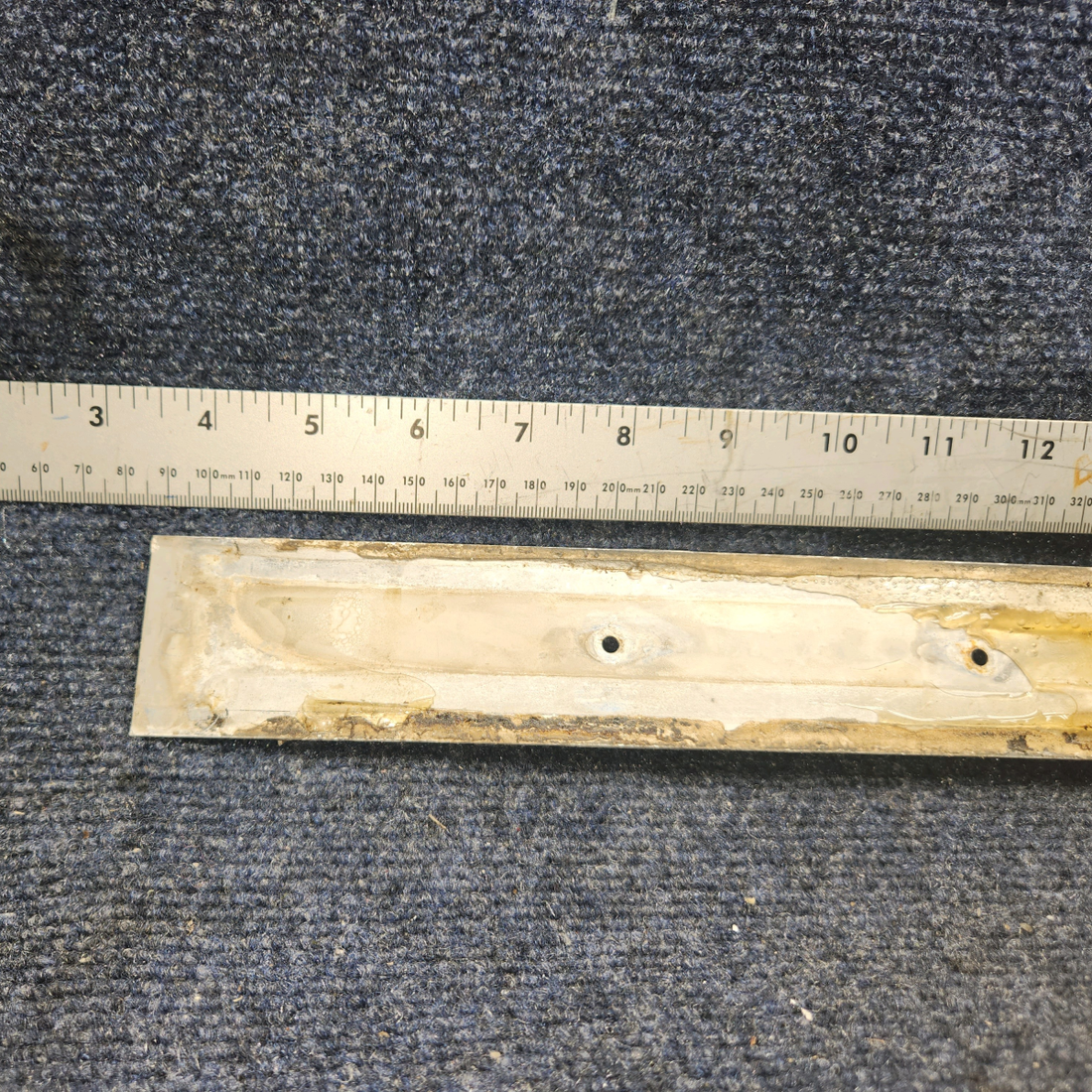 Used aircraft parts for sale, 63070-007 Piper PA28-140 Trim Strip Windshield Center