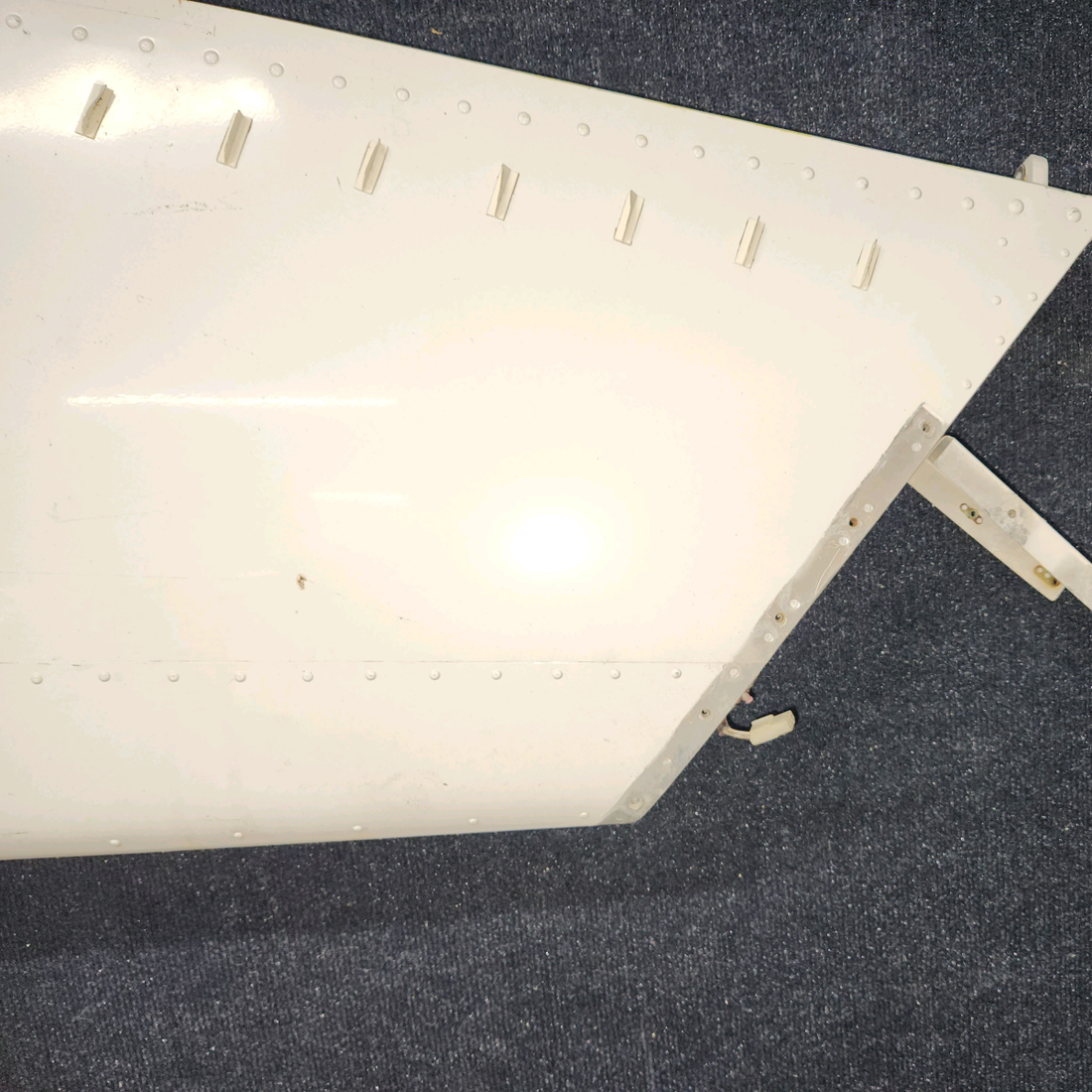 Used aircraft parts for sale, 1231000-23 Cessna 182P Fin Assembly