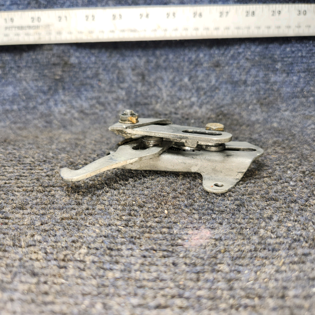 Used aircraft parts for sale, 35-410456-3 BEECHCRAFT 95-55B Upper Latch Bracket Assembly