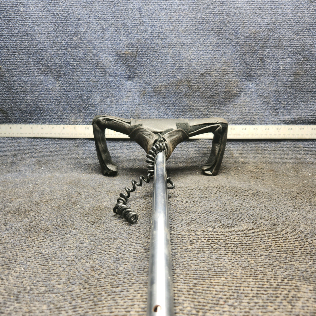 Used aircraft parts for sale, 0513240-4 cessna 150G Control Wheel (Yoke)