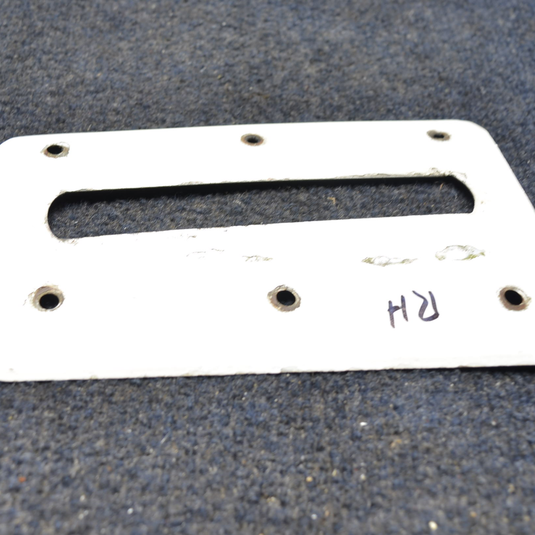 Used aircraft parts for sale, 0511071-1 & 0511071-2 Cessna C175 PLATE MAIN LANDING GEAR FILLET LH & RH