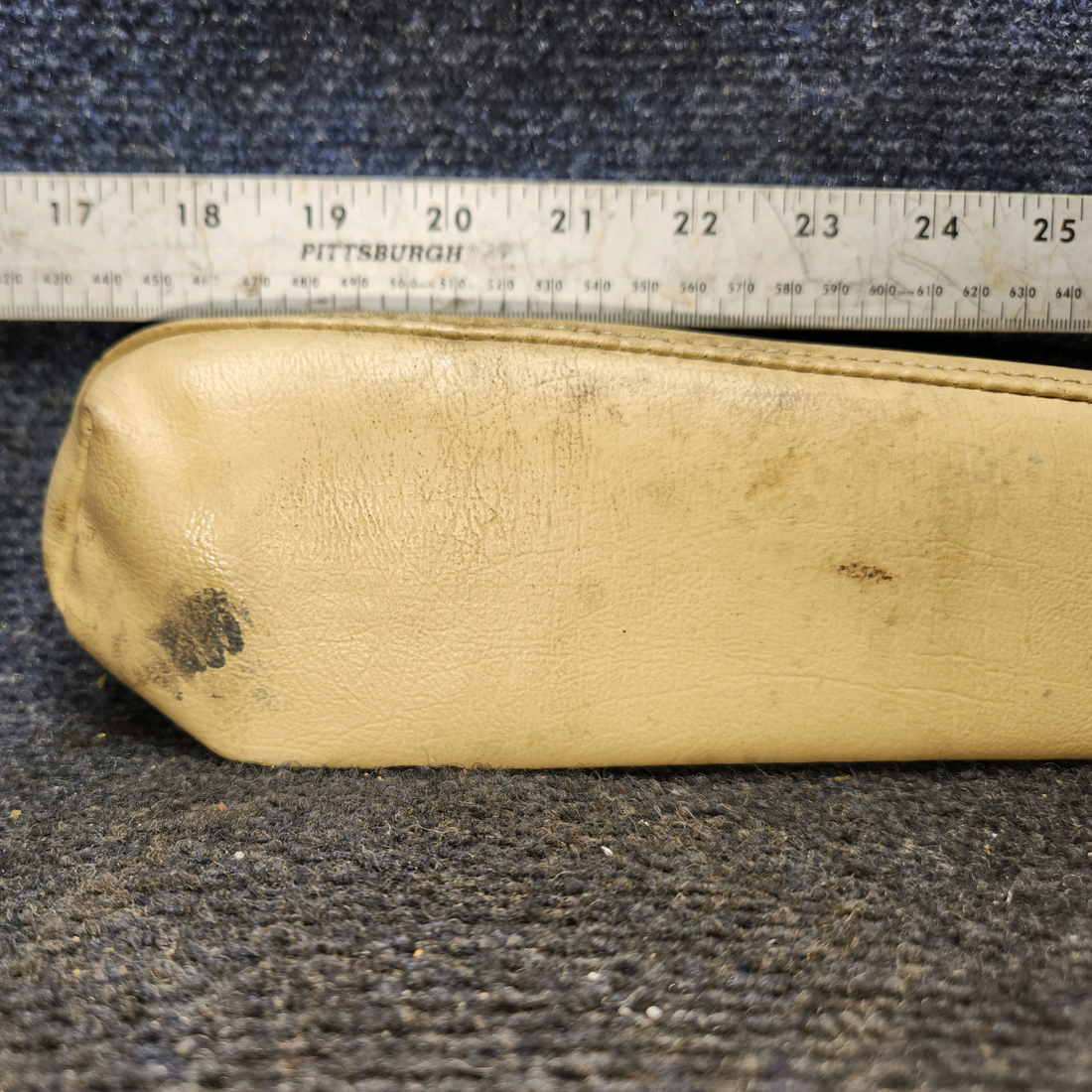 Used aircraft parts for sale, 0500104-53 Cessna 172 Arm Rest RH