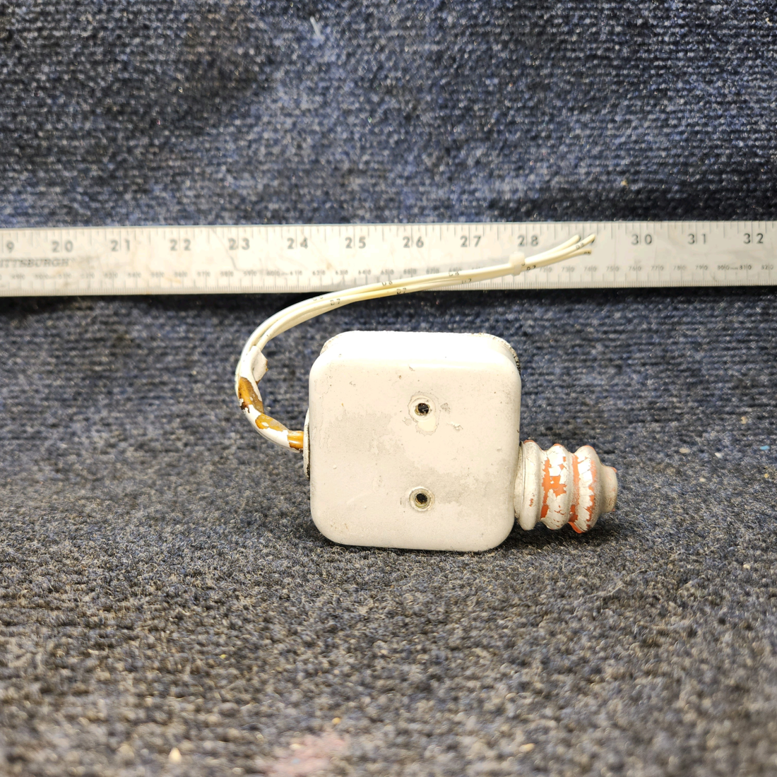 Used aircraft parts for sale, 95-361014 BEECHCRAFT 95-55B Landing Gear Safety Switch Assembly