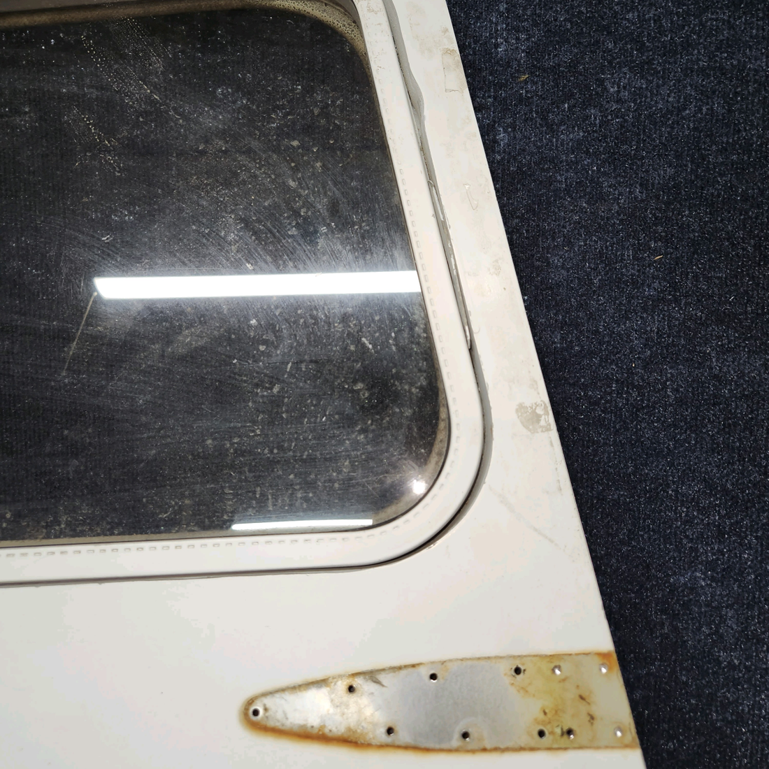 Used aircraft parts for sale, 0511803-26, 0711050-6 cessna 172N Cabin Door RH - Structure Assembly