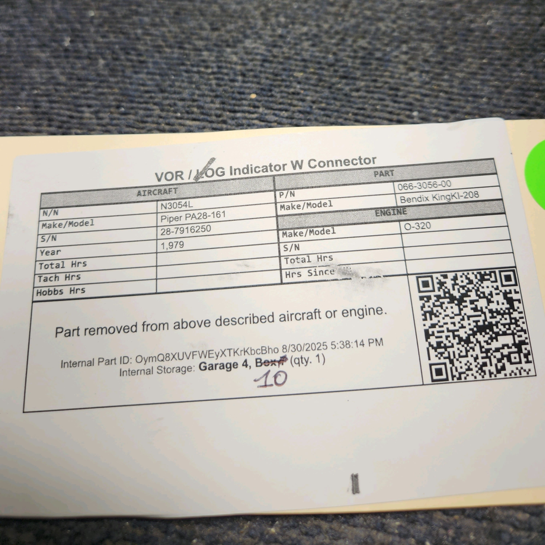 Used aircraft parts for sale, 066-3056-00 Bendix King KI-208 Piper PA28-161 VOR / LOG Indicator W Connector
