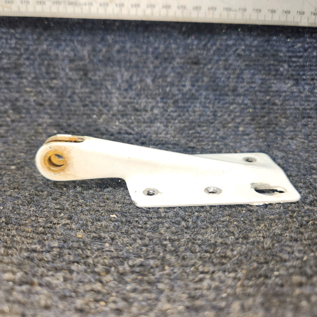 Used aircraft parts for sale, 79475-007 Piper PA28-161 Upper Cabin Door Hinge