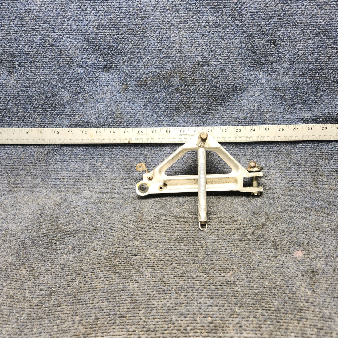 Used aircraft parts for sale, 20767-000 PIPER PA-24-250 Main Gear Link Assembly