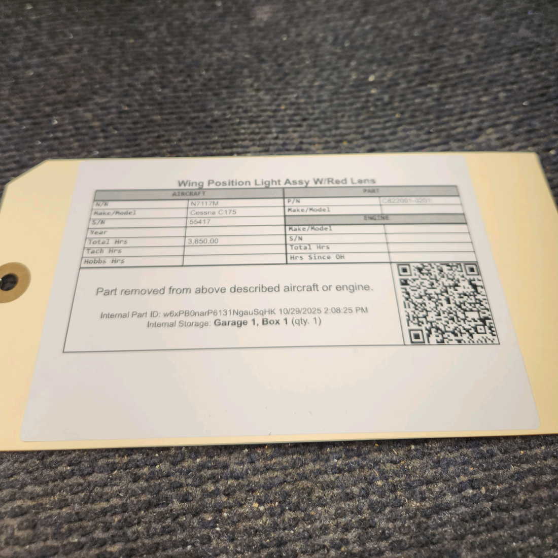 Used aircraft parts for sale, C622001-0201 Cessna C175 Wing Position Light Assy W/Red Lens