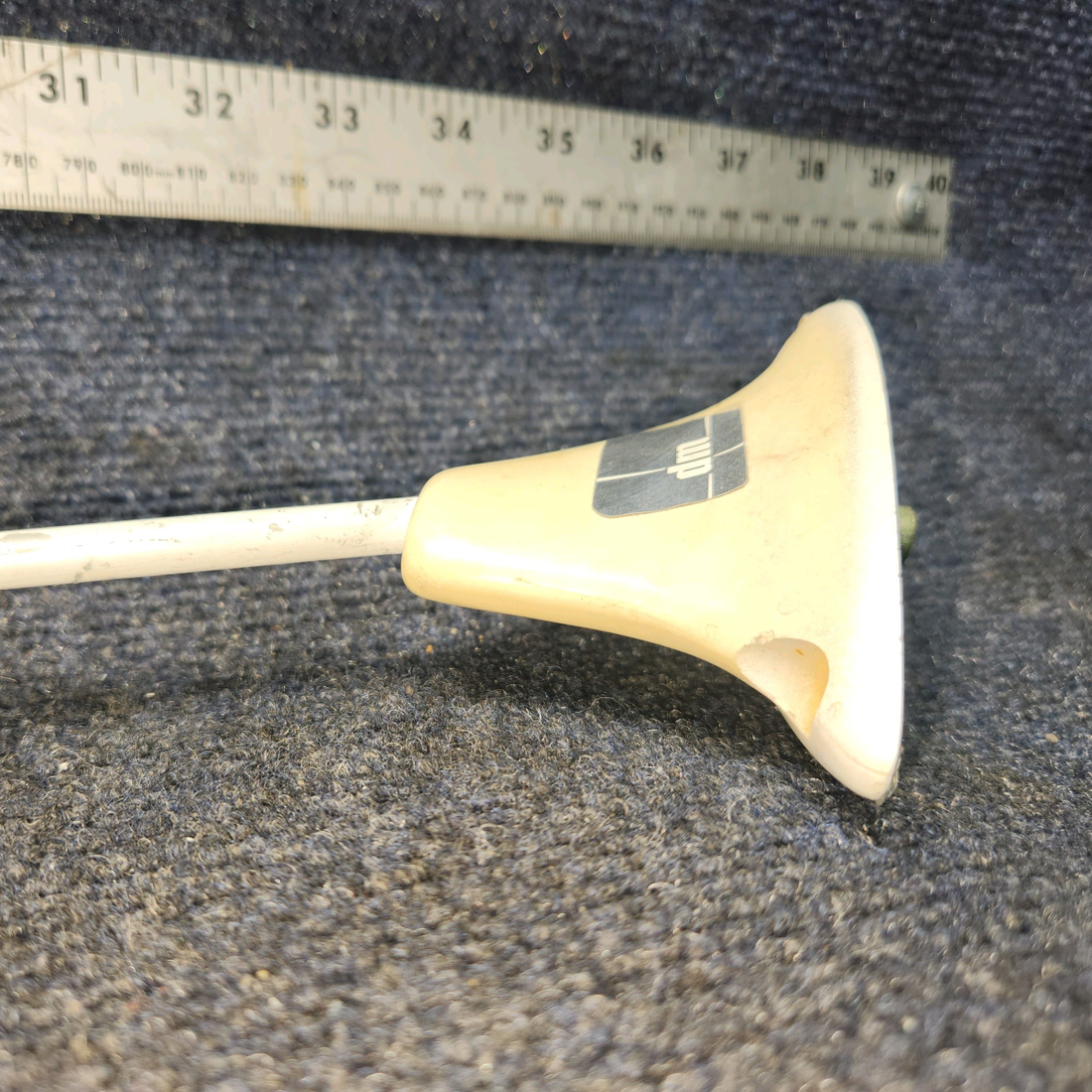 Used aircraft parts for sale, DMC63-1-A DM Piper PA32RT-300 VHF Antenna