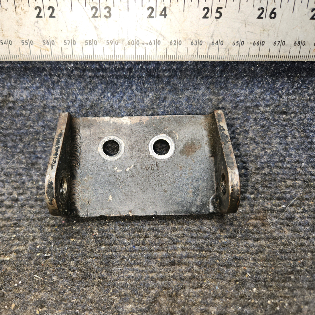 Used aircraft parts for sale, 07A19474 Lycoming O-320 Piper PA-28-140 Alternator Bracket