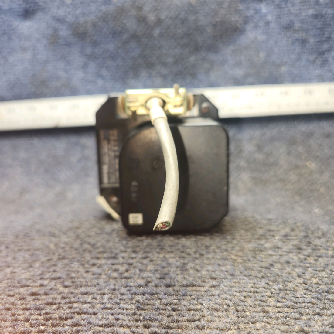 Used aircraft parts for sale, 066-3063-00 Bendix King KI-227 Piper PA34-200T KI227 ADF Indicator