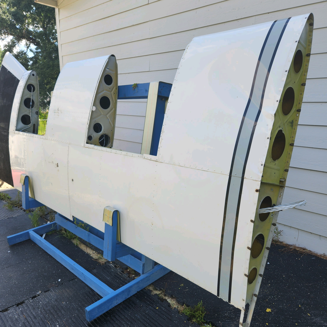 Used aircraft parts for sale, 38121-009 Piper PA32RT-300 WING STRUCTURE ASSY RH "SEE PHOTOS FOR DETAILS"