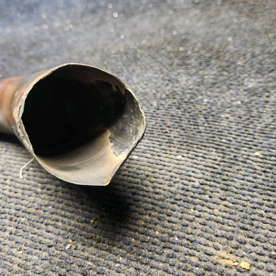 Used aircraft parts for sale, 0450338-66 cessna 150G Tailpipe Assembly – RH