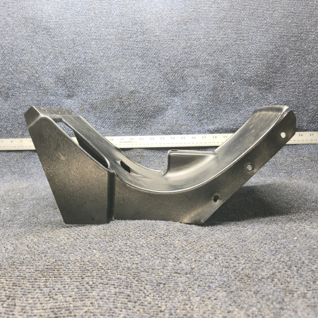 Used aircraft parts for sale, 67330-010 Piper PA28-140 Console Cover