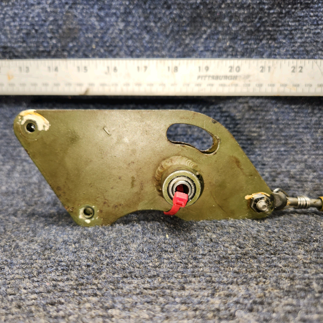 Used aircraft parts for sale, 0523223-1 CESSNA 172K AILERON BELLCRANK ASSEMBLY RH