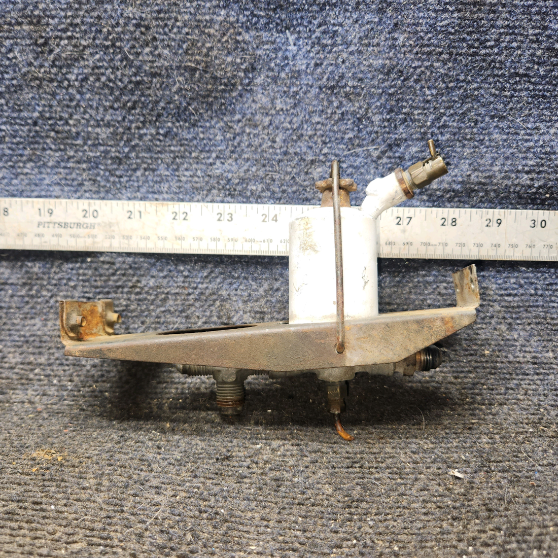 Used aircraft parts for sale, 62301-003 piper PA-28-181 Fuel Gascolator Assembly