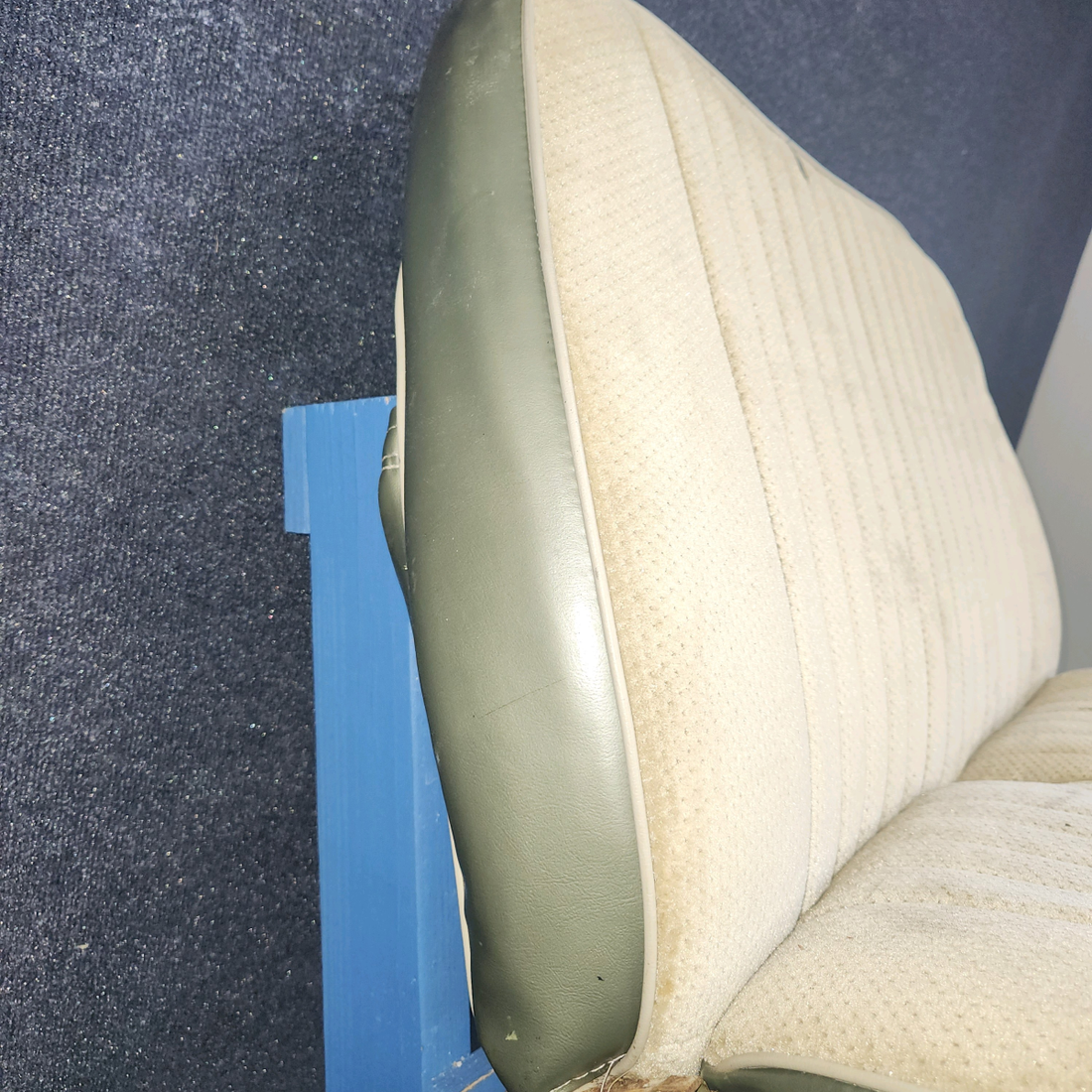 Used aircraft parts for sale, 0514010-19 CESSNA 172K REAR SEAT ASSEMBLY (SINGLE BACK)